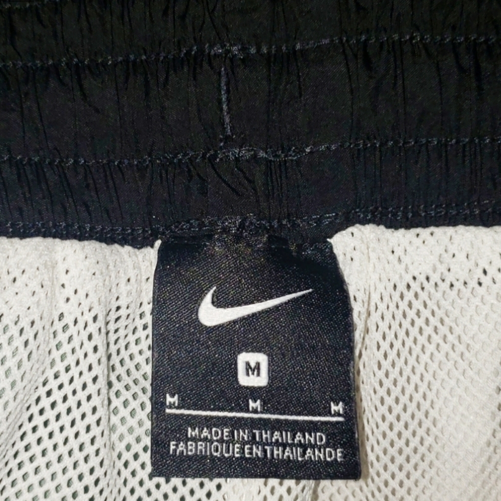 ‼️SOLD‼️ Nike Dri-Fit Air Rare Throwback Futura Spellout Colorblock Shorts - Picture 6 of 13